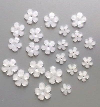 Resin Flowers - Forget Me Not White 23pcs