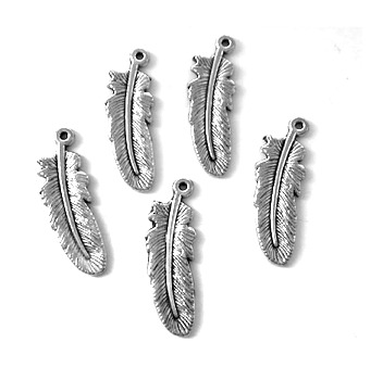 Metal Charms Feathers Platinum (5 pcs)