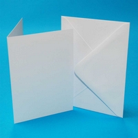 40 5�7 White Cards & Envelopes (300gsm)